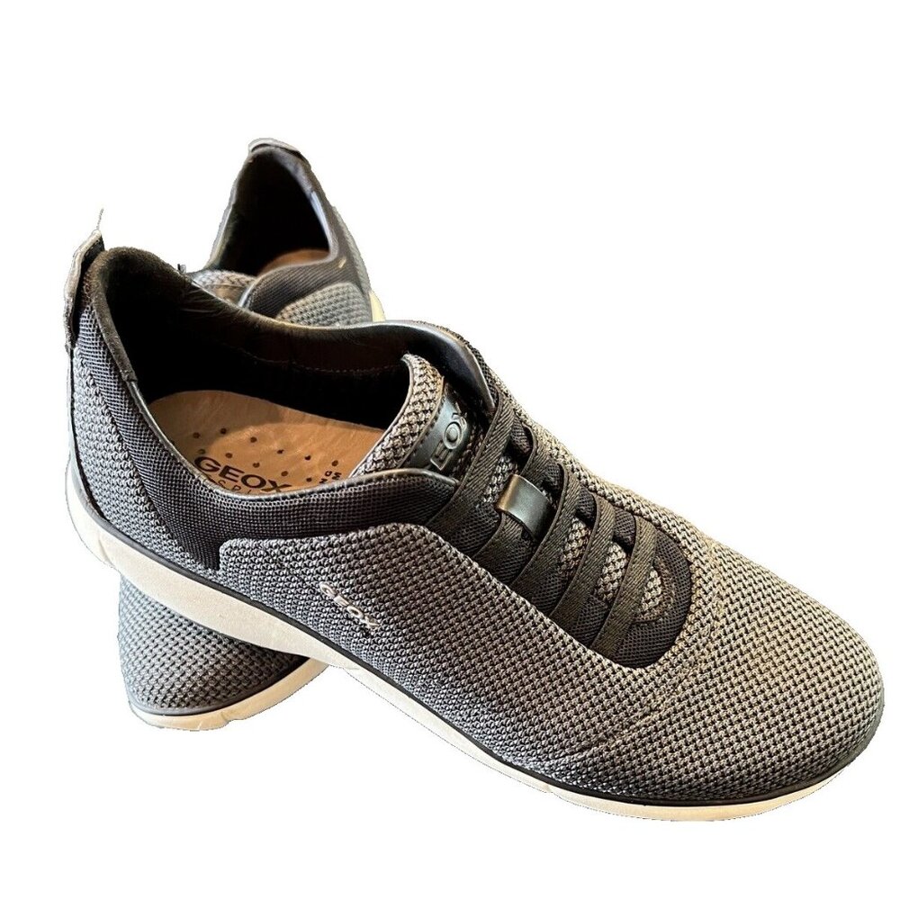 Geox Women's Respira Black Sneakers Mesh Size 10.5 Barely Worn